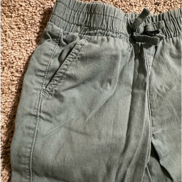 Green 18 Month Girl Pants With Pockets - Picture 3 of 4
